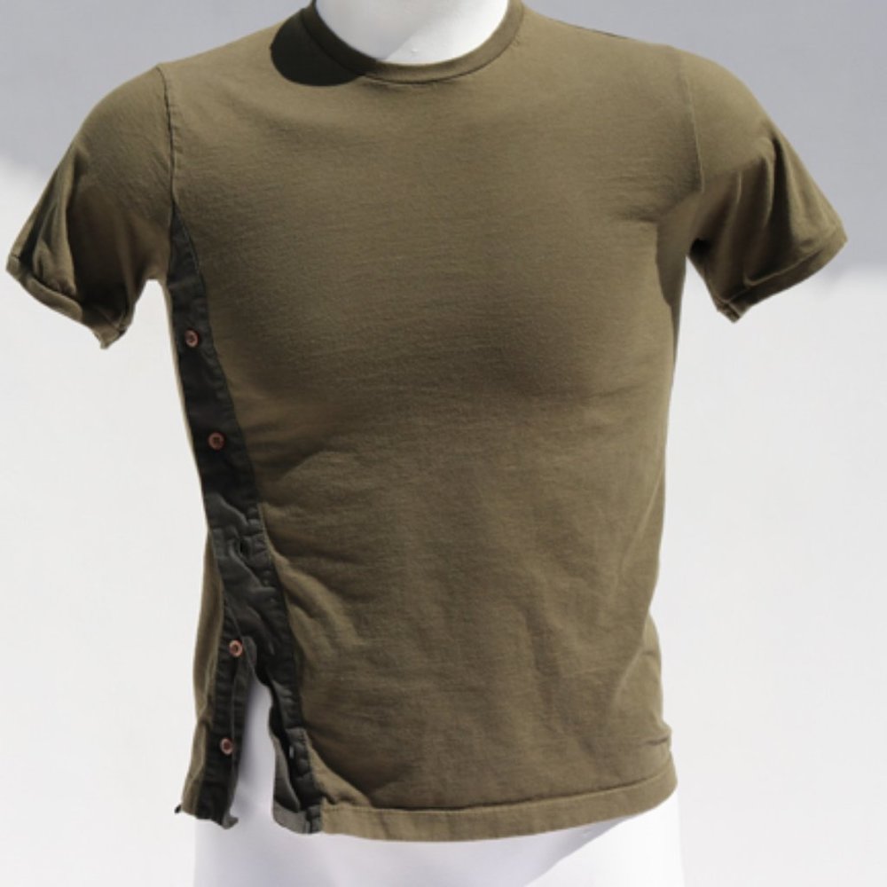 Colcci Brazilian early. 2000's small t-shirt